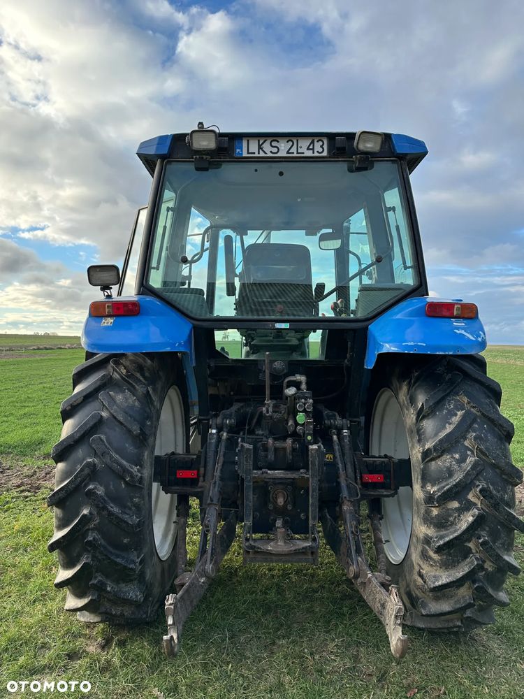 New Holland TS110 - 13
