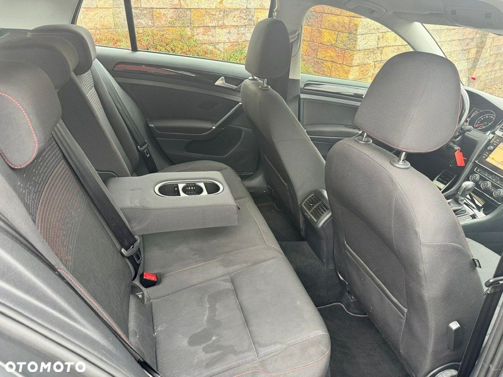 Volkswagen Golf 1.0 TSI DSG Sound - 17