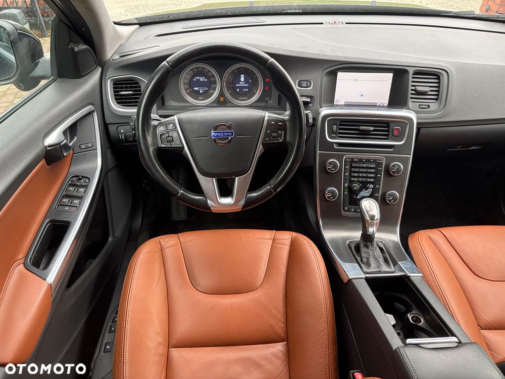 Volvo V60 T5 Summum - 12