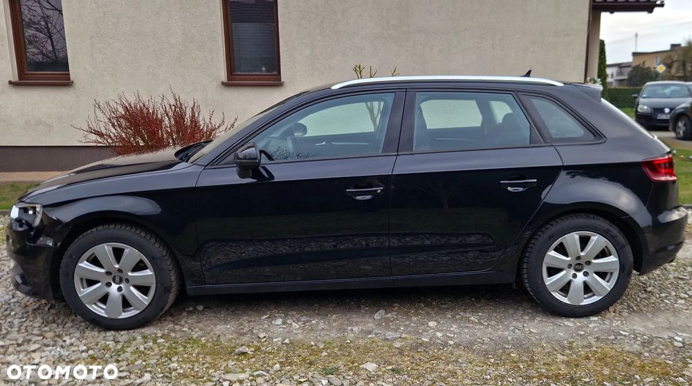 Audi A3 Sportback 1.4 TFSI Attraction - 6