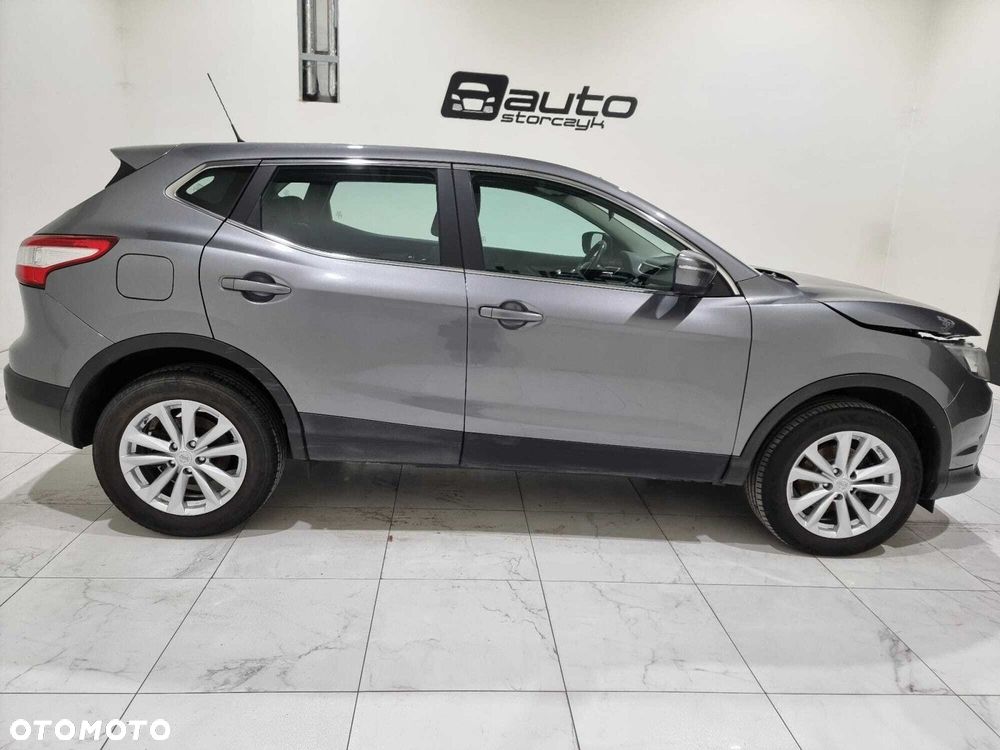 Nissan Qashqai - 2