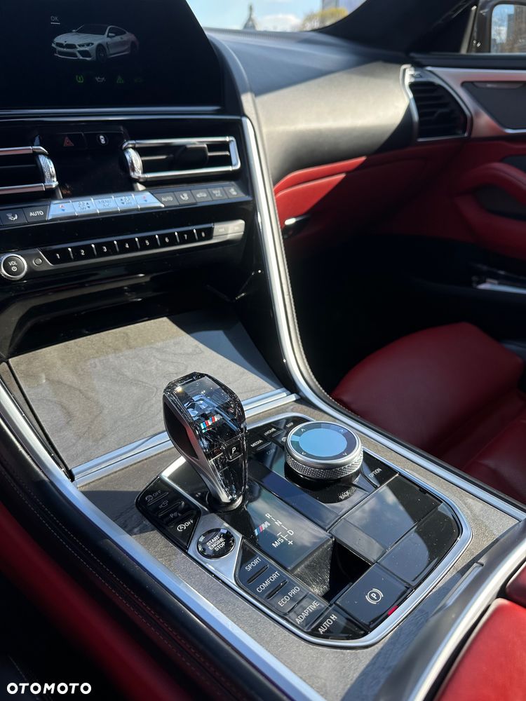 BMW Seria 8 - 21