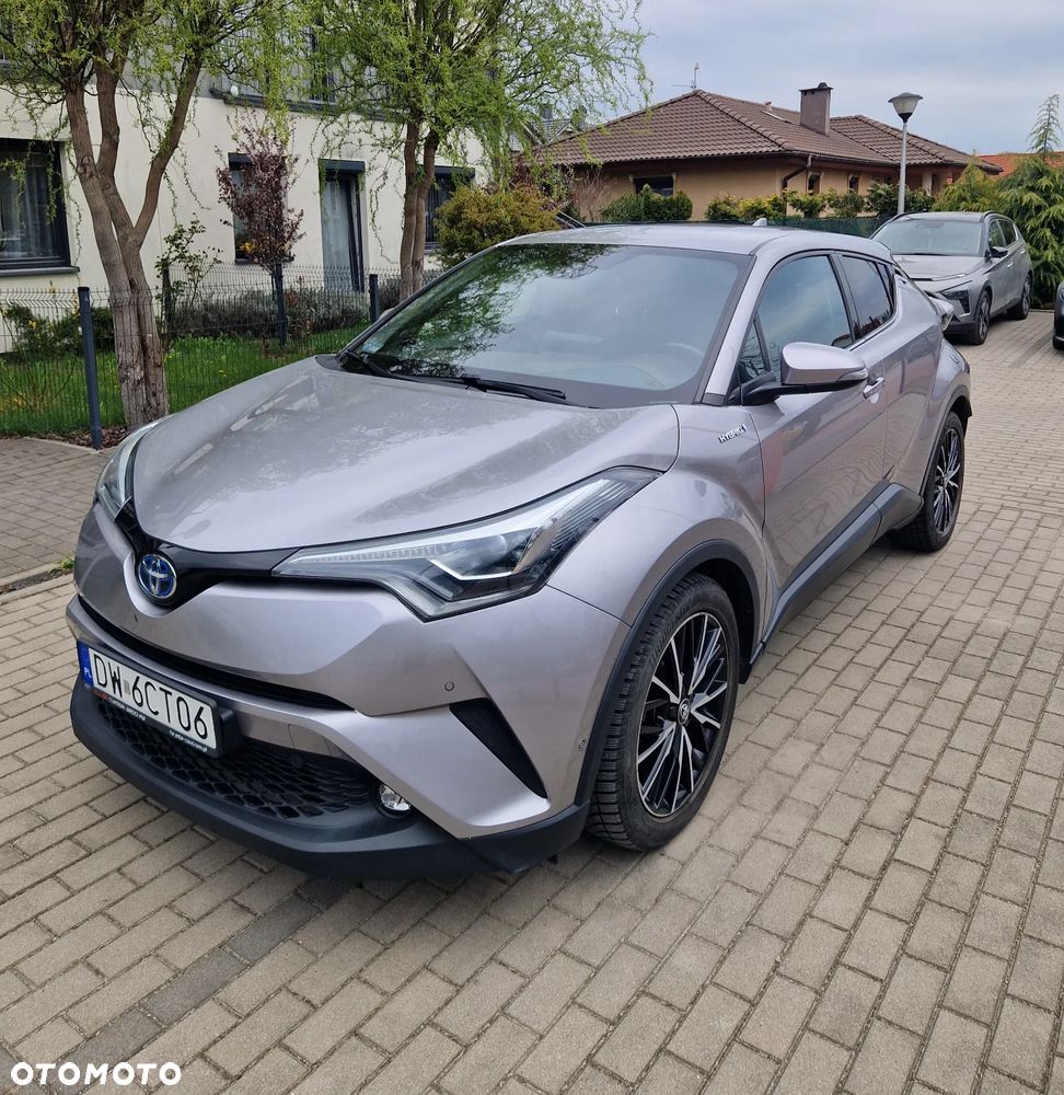 Toyota C-HR 1.8 Hybrid Prestige - 1