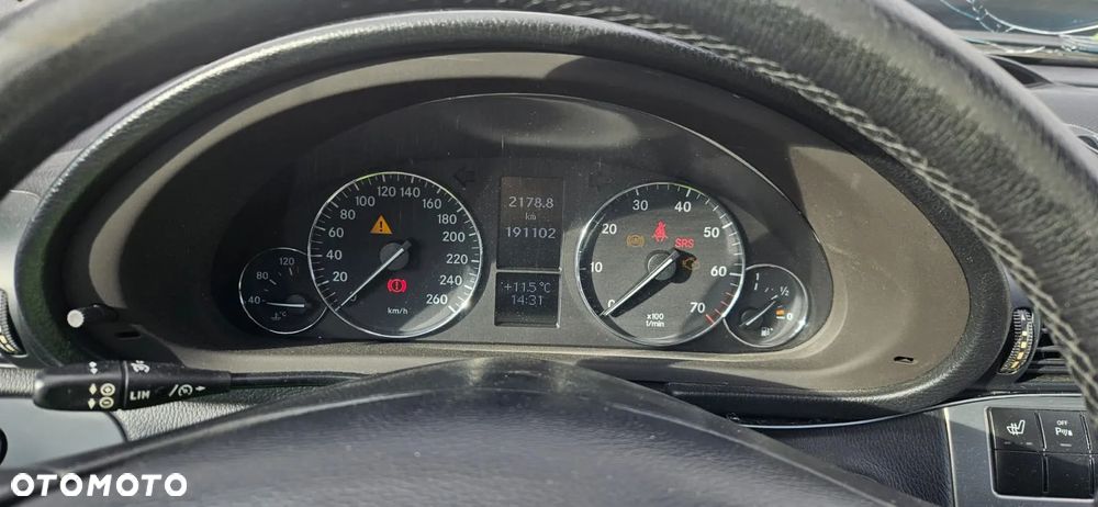 Mercedes-Benz Klasa C 200 Kompressor Avantgarde Sport Edition + - 2