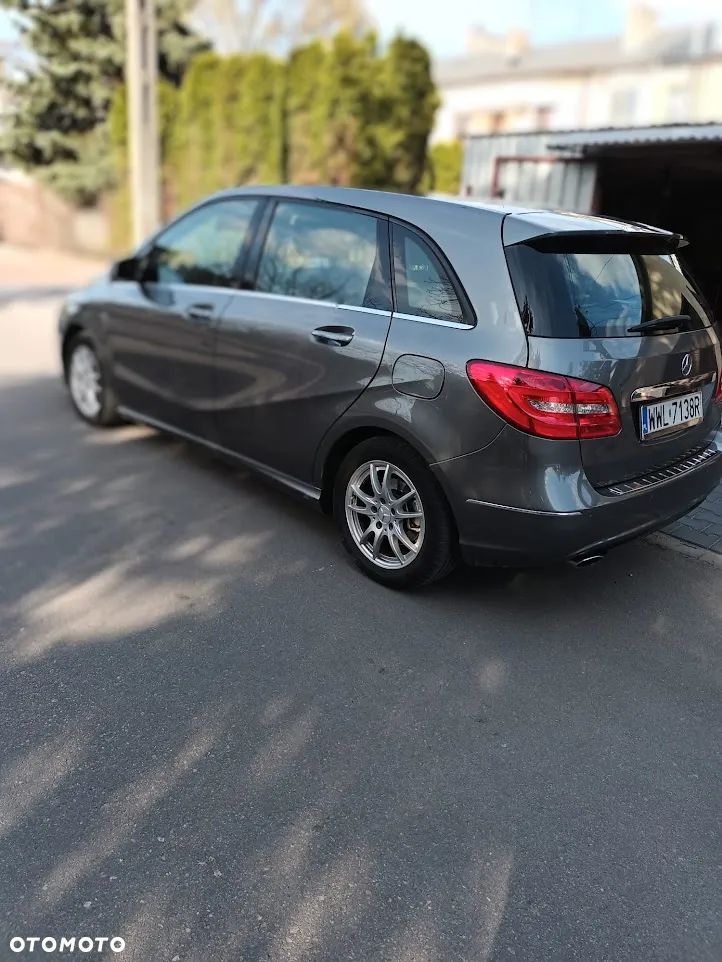 Mercedes-Benz Klasa B 200 CDI (BlueEFFICIENCY) 7G-DCT - 4