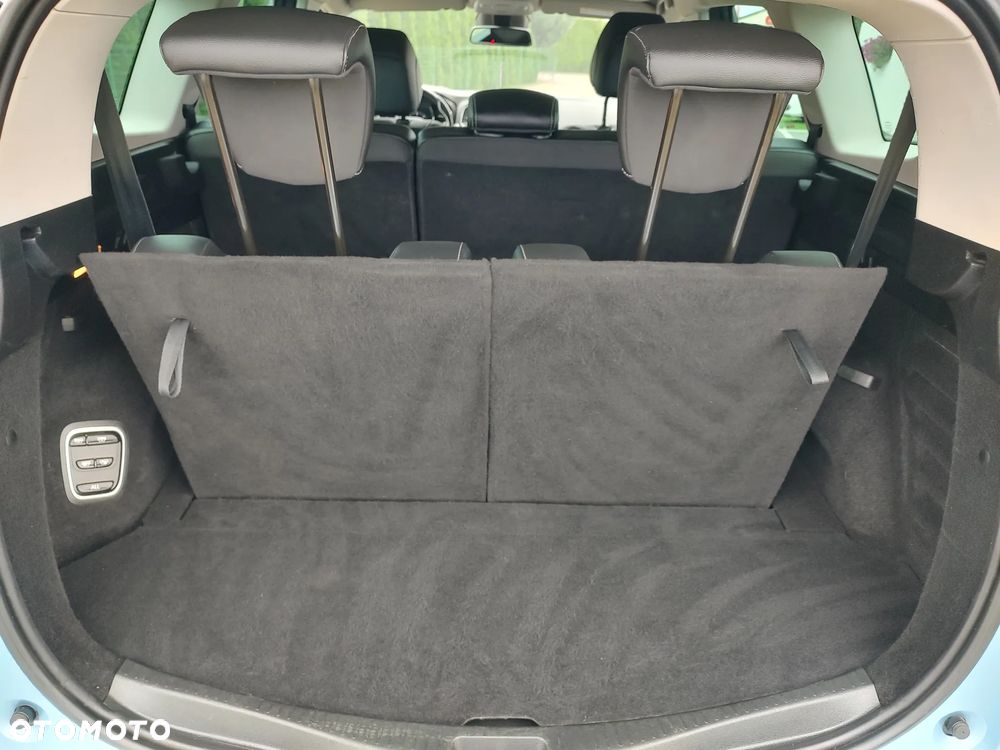 Renault Grand Scenic - 18