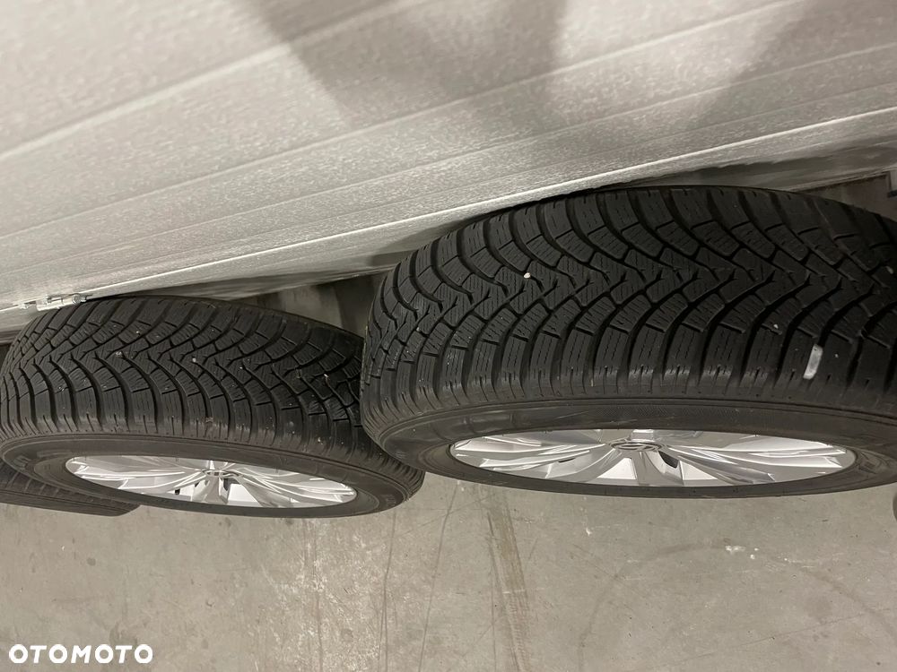 4SZ  OPONY FALKEN EUROWINTER HS01 SUV  215/65R17 99H  ROK 2020 ZIMA - 1