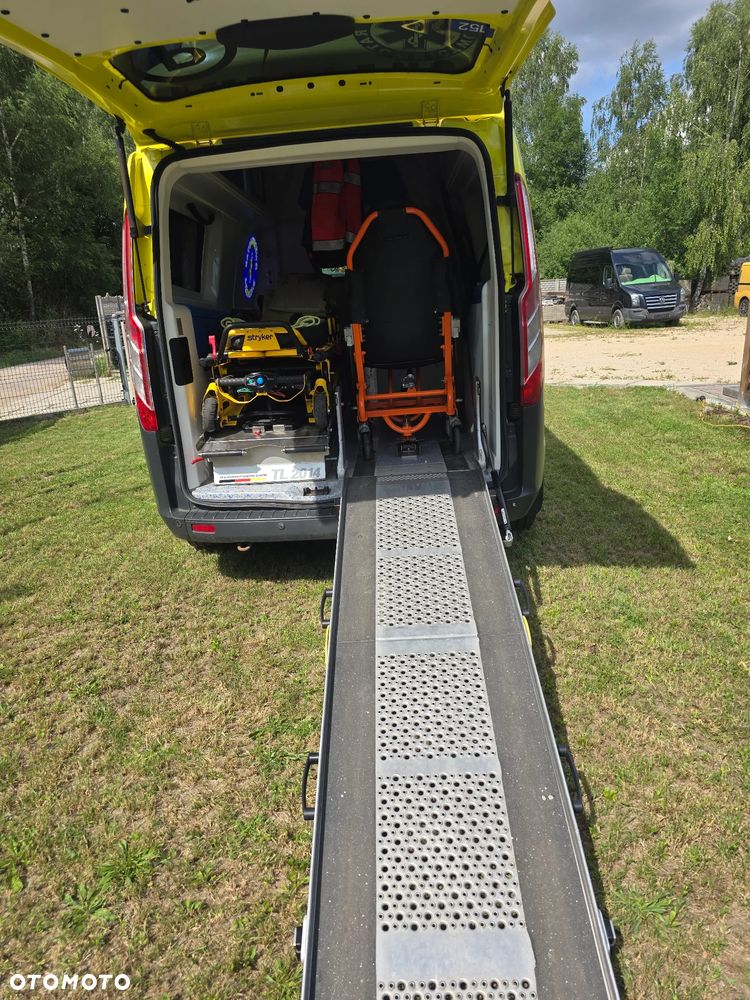 Ford Transit Custom 310 L2H1 Limited - 12