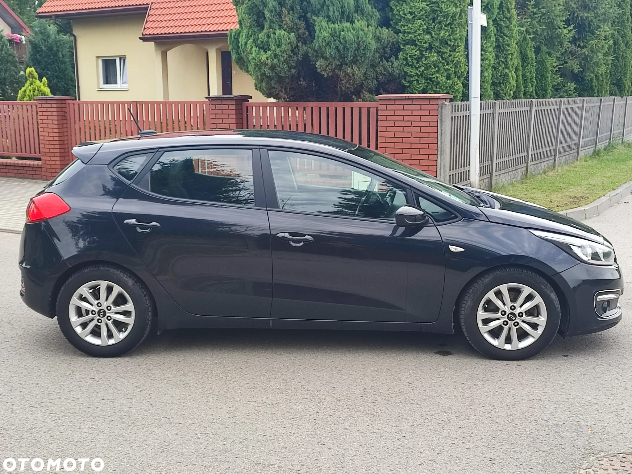 Kia Ceed 1.6 CRDi 136 DCT ISG Platinum Edition - 2