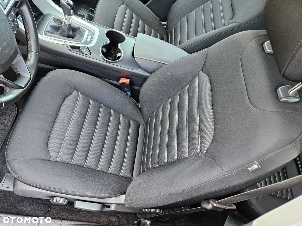 Ford Mondeo 1.5 EcoBoost Ambiente Plus - 15