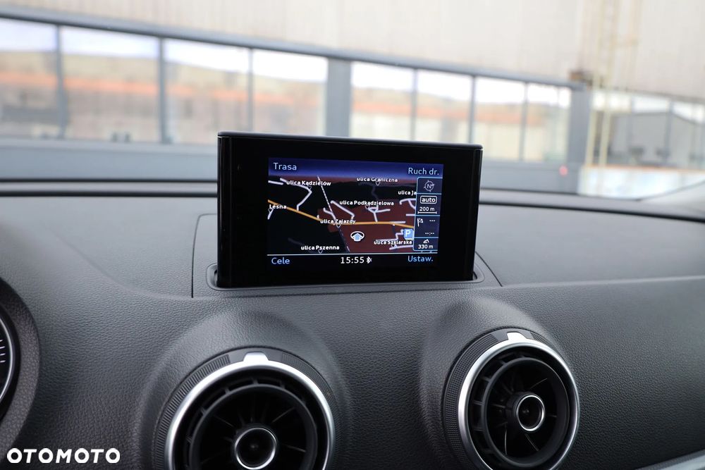 Audi A3 Sportback 1.4 TFSI Ambiente - 36