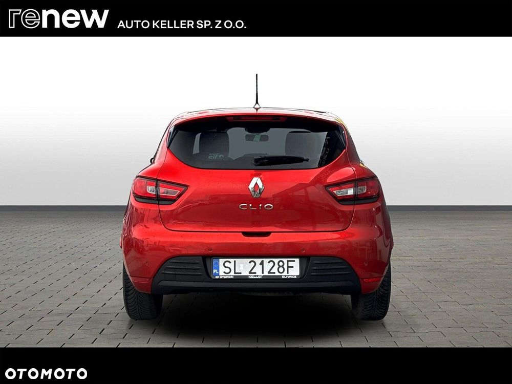 Renault Clio - 6