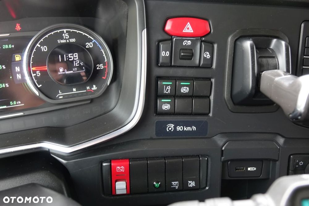Scania S500 / EURO 6 / STANDARD / AUTOMAT / RETARDER / LODÓWKA / 2 ZBIORNIKI / KLIMATYZACJA POSTOJOWA / NAVI - 33