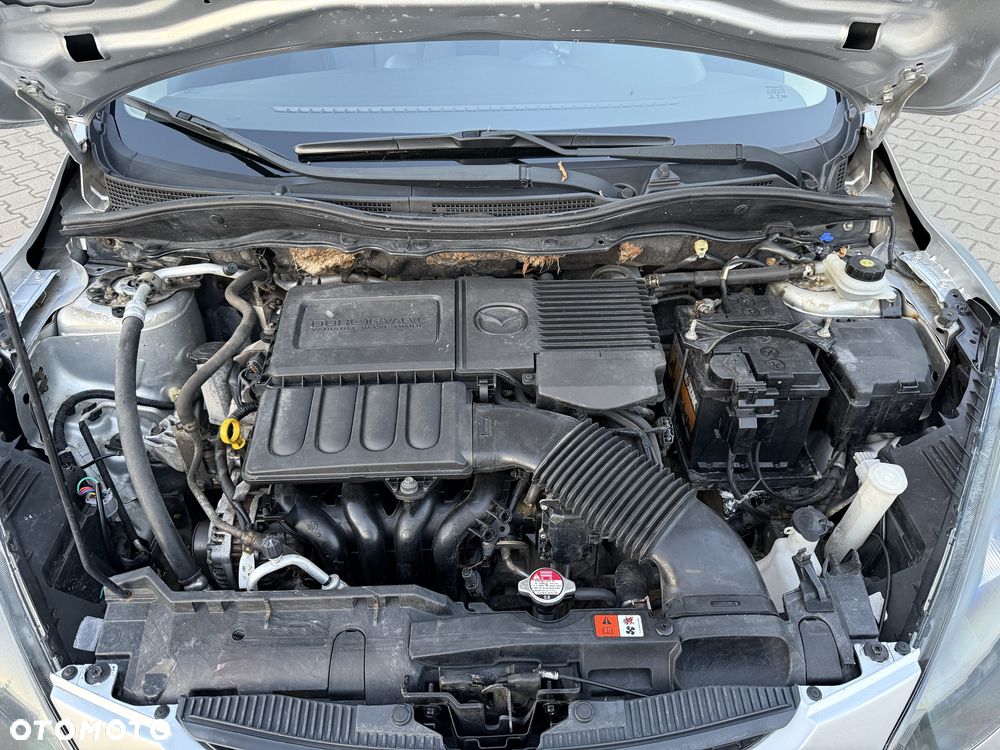 Mazda 2 - 6