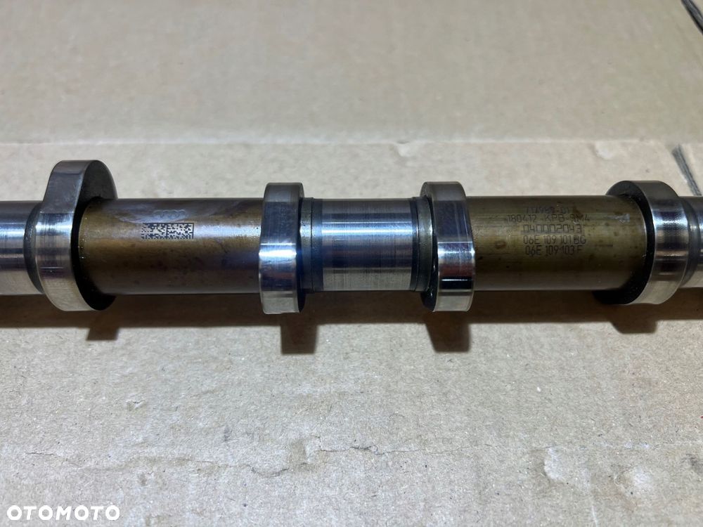 audi a8 d4 3.0 tfsi ctu wałek rozrządu ssący prawy 06e109101bg 06e109103f - 3