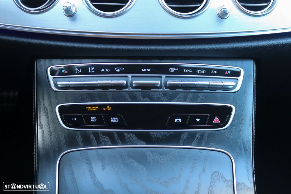 Mercedes-Benz E 220 d AMG Line 7L - 23