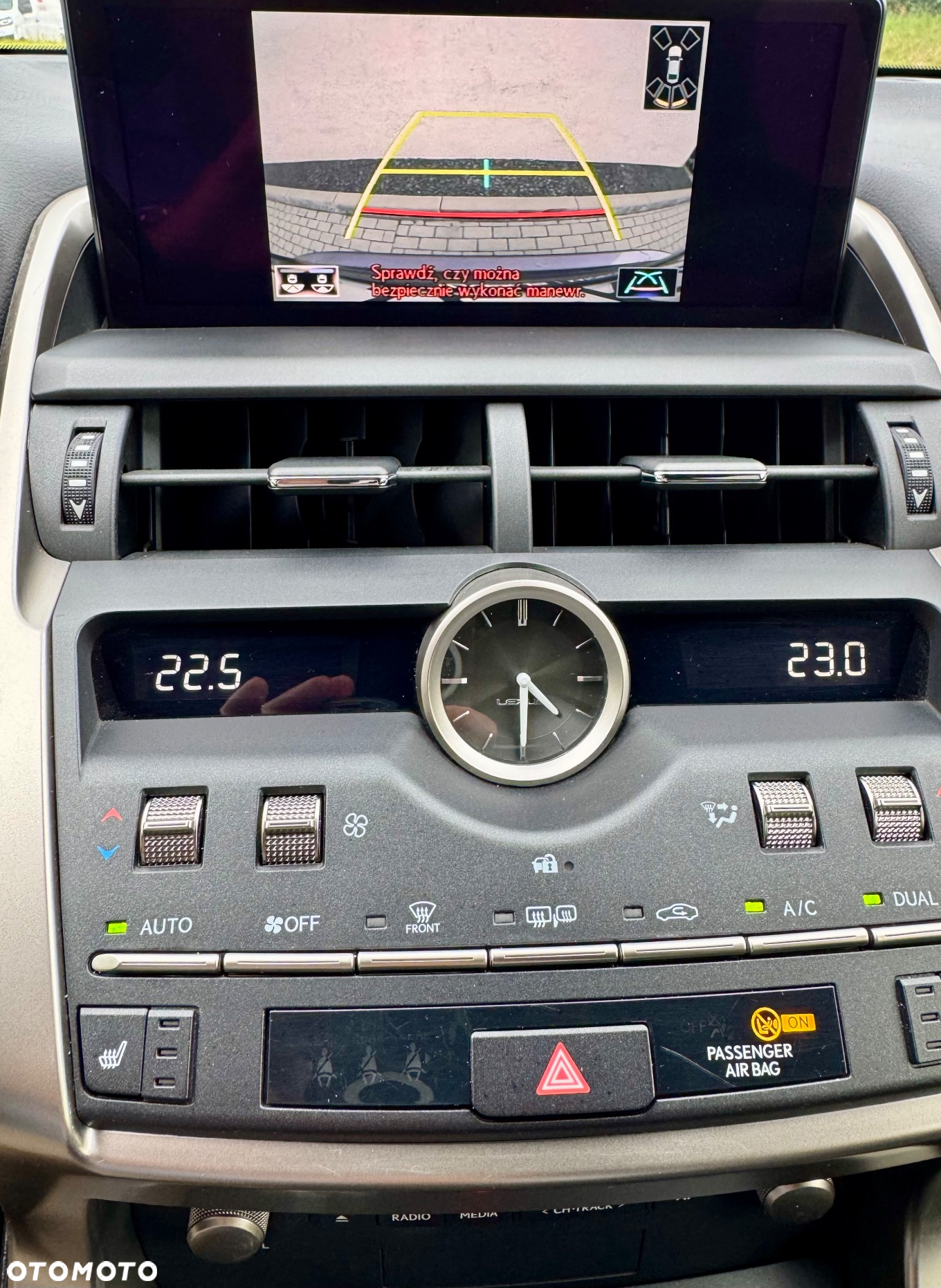 Lexus NX 300h F Sport Edition AWD - 20