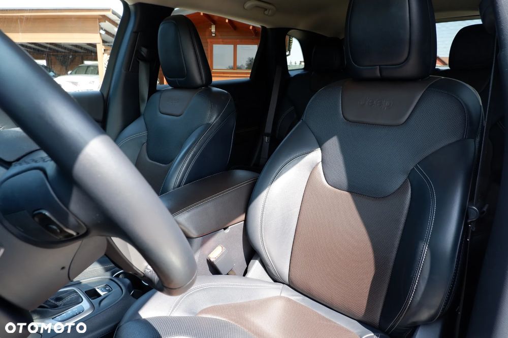 Jeep Cherokee 2.2 MJD Active Drive I Limited - 27