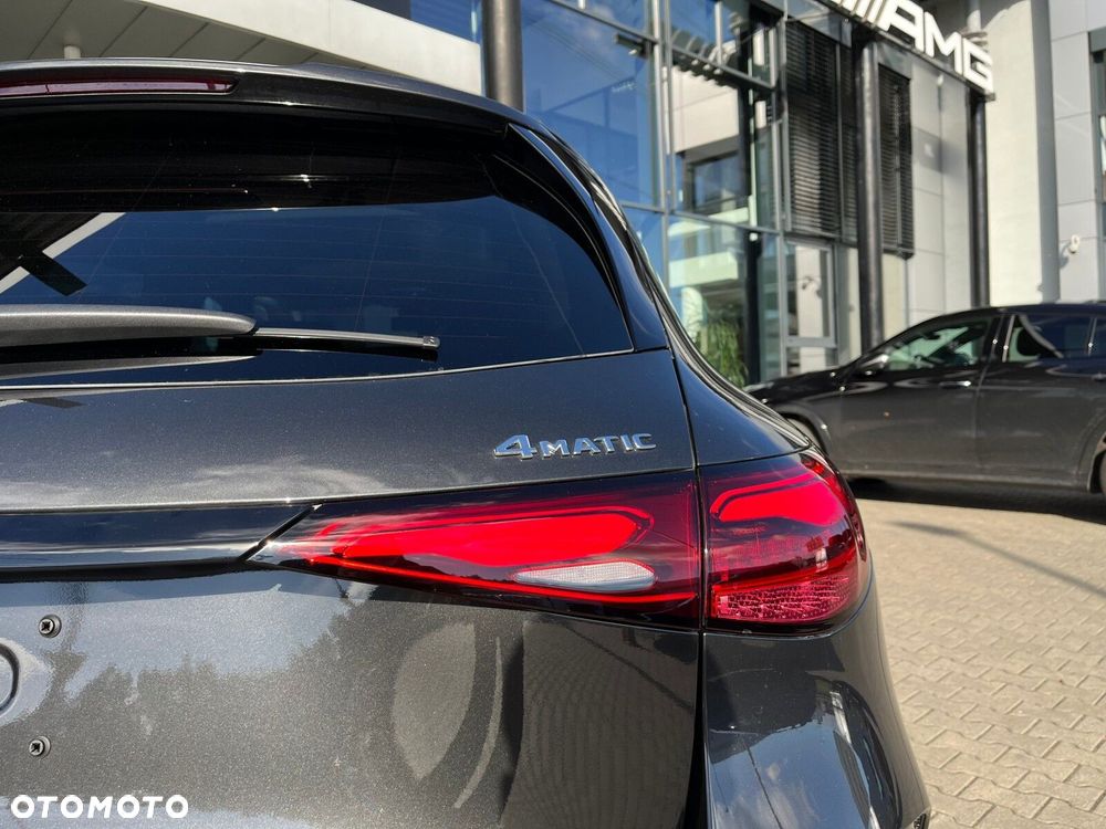 Mercedes-Benz GLC - 18