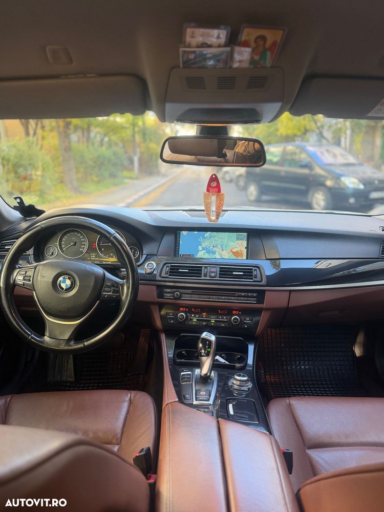 BMW Seria 5 520d - 7