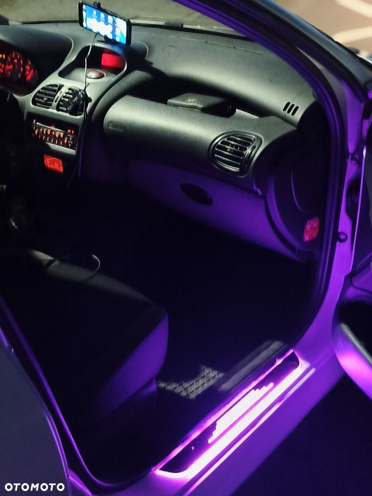 Peugeot 206 1.6 XT - 13