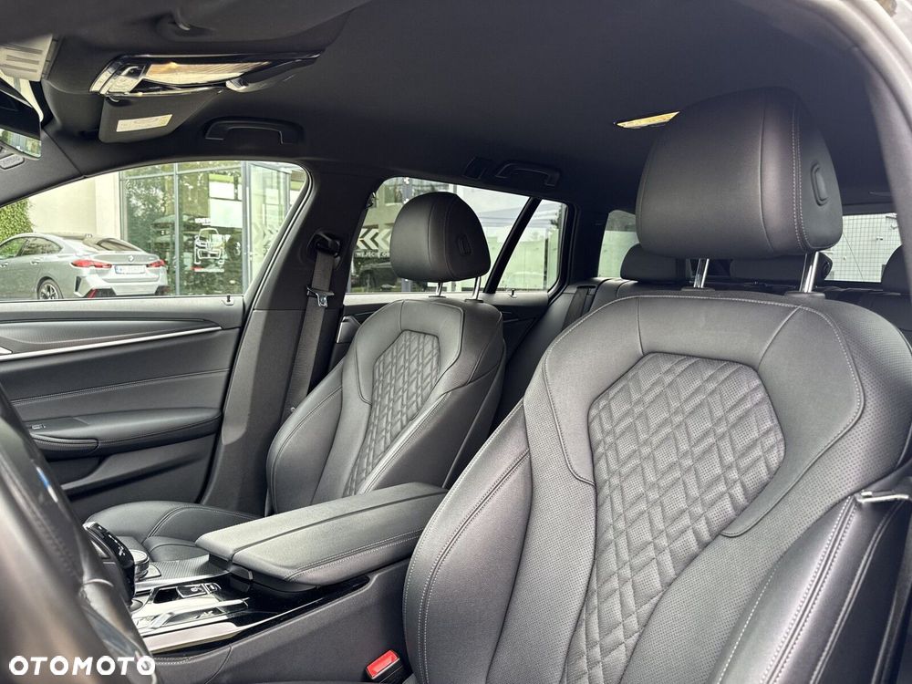 BMW Seria 5 - 13