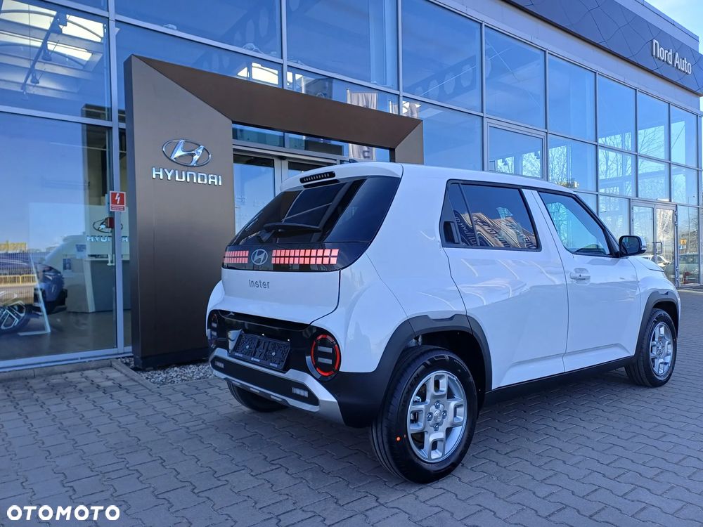 Hyundai Inster - 8