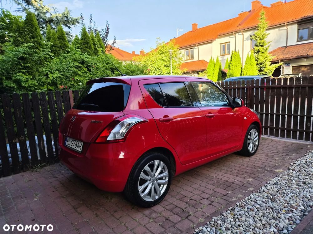 Suzuki Swift - 4