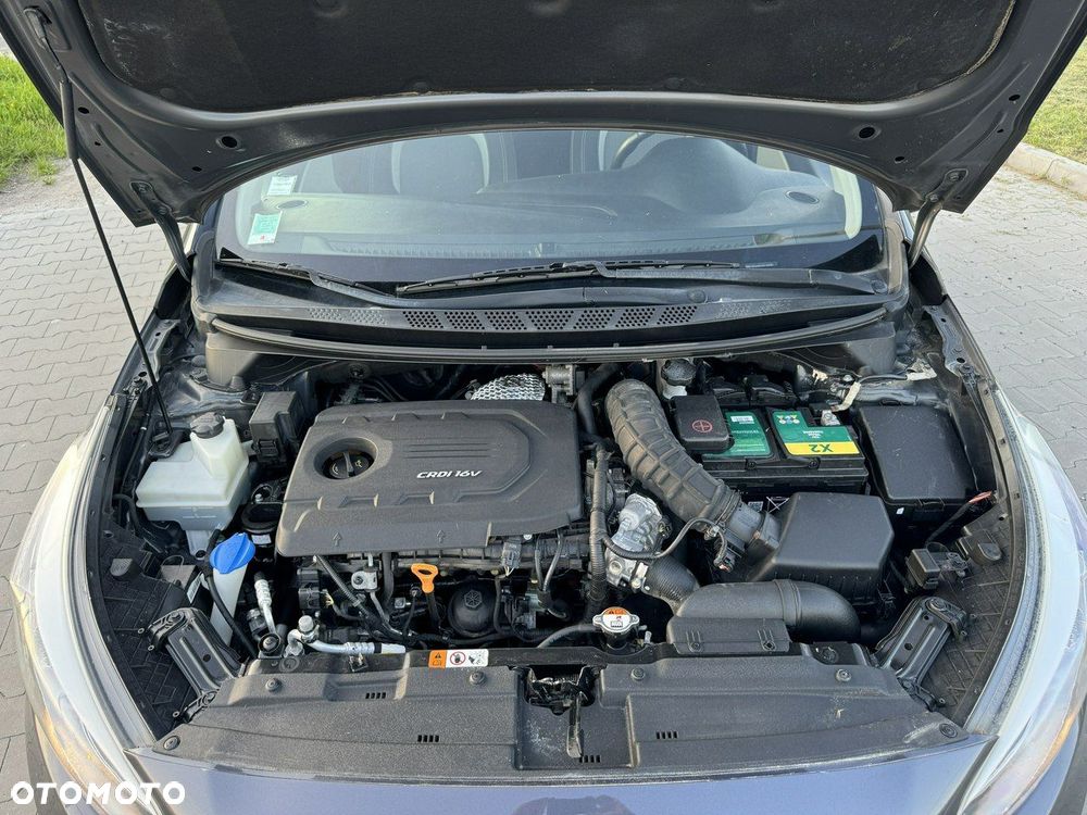 Kia Ceed 1.6 CRDi 136 ISG Platinum Edition - 4