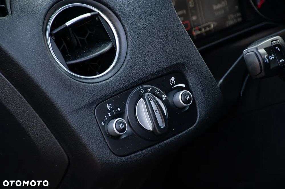 Ford Mondeo 2.0 TDCi Business Edition - 36