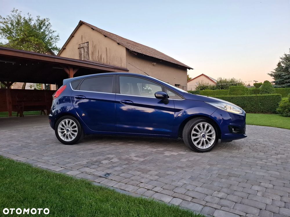 Ford Fiesta - 33