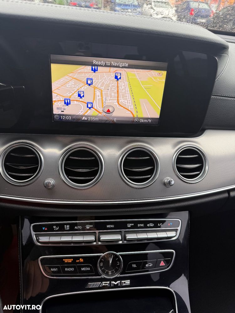 Mercedes-Benz E 220 d 9G-TRONIC AMG Line - 13