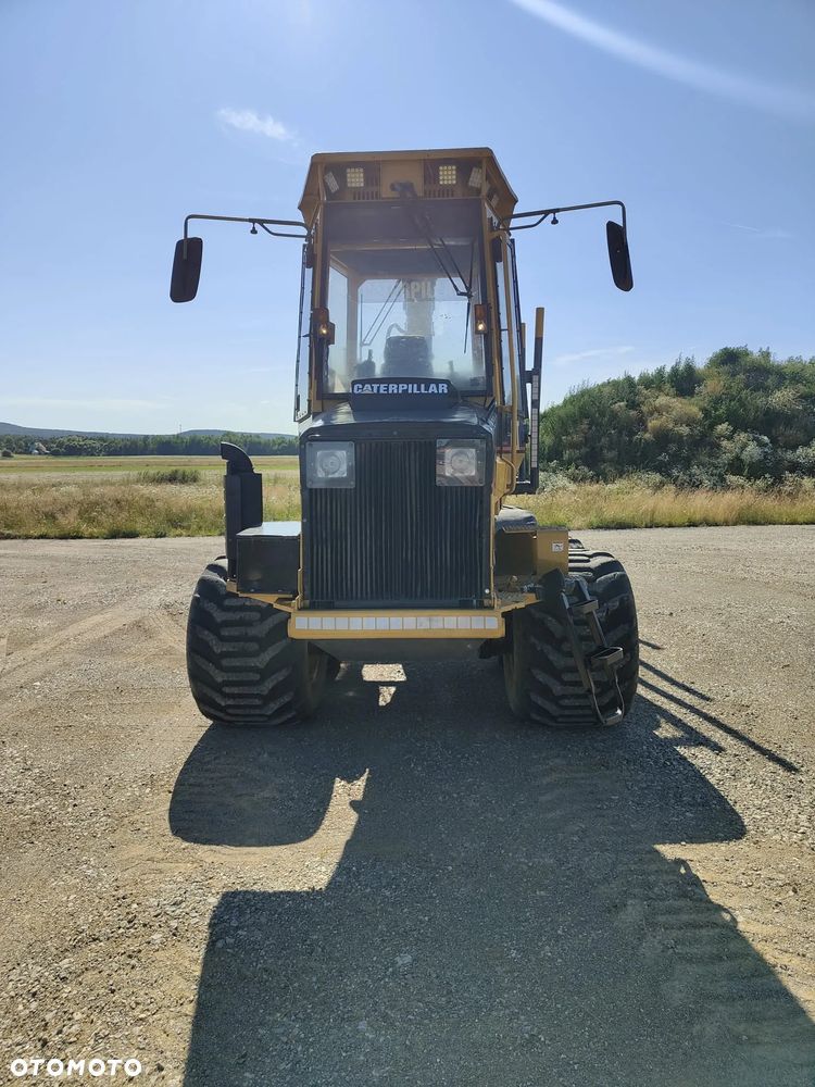 Caterpillar Forwarder - 8