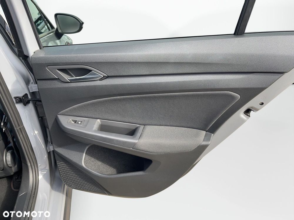 Volkswagen Golf - 14