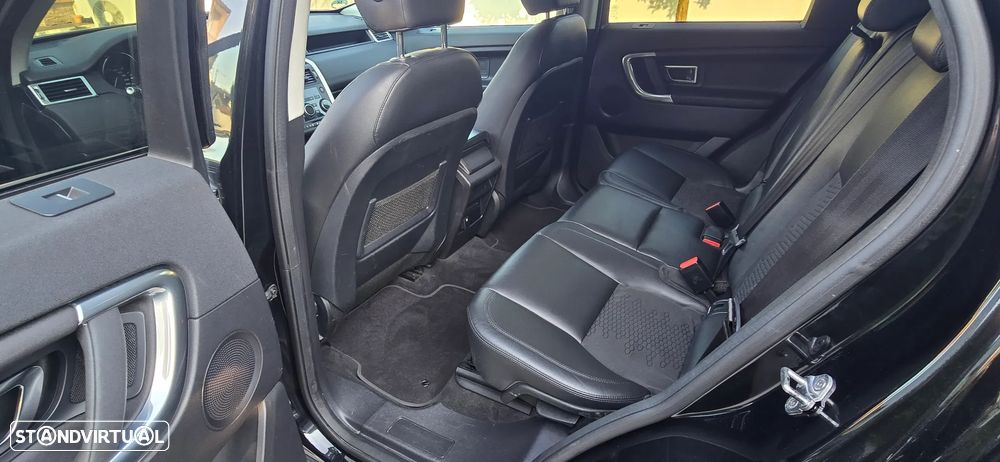 Land Rover Discovery Sport 2.0 TD4 SE 7L Auto - 9