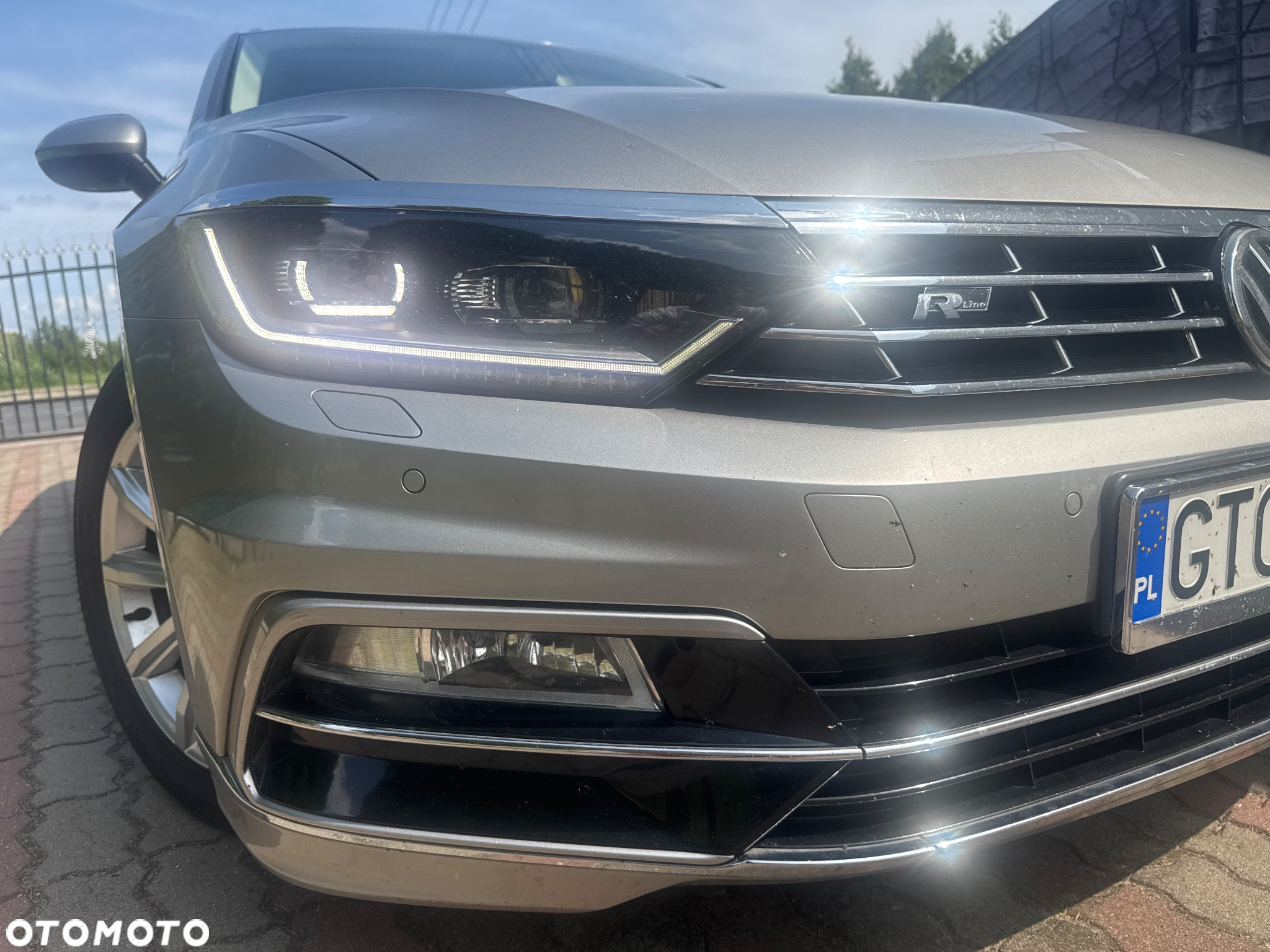 Volkswagen Passat - 21