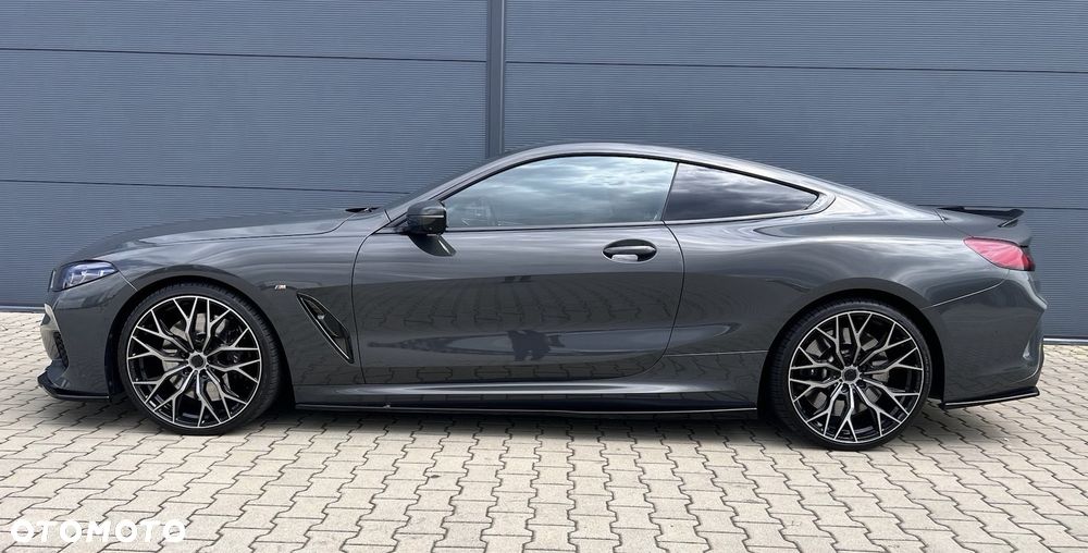 BMW Seria 8 M850i xDrive - 4