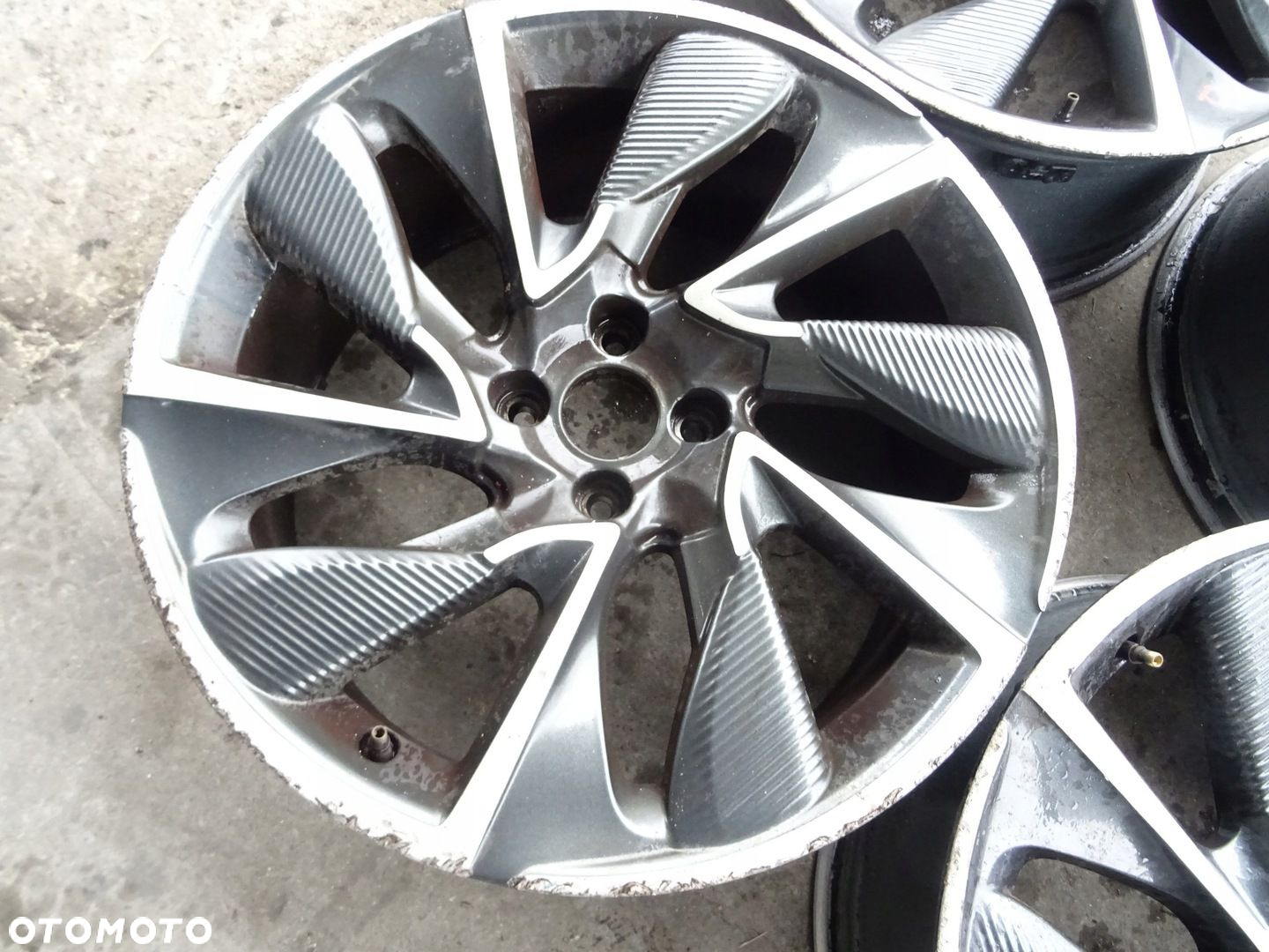 CITROEN DS4 FELGI ALUMINIOWE 19" 4X108 ET29 KOMPLET - 6