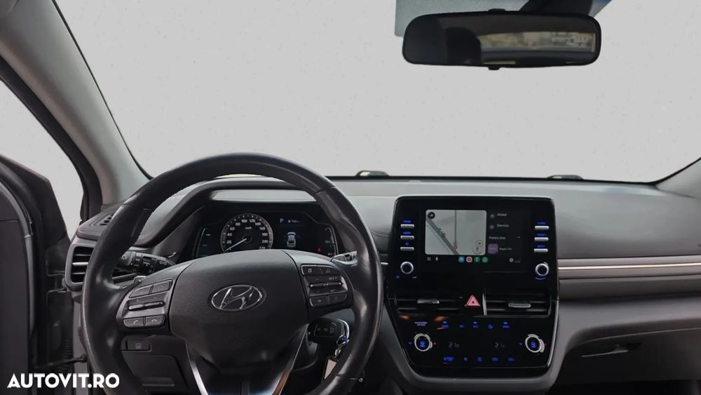 Hyundai IONIQ - 8