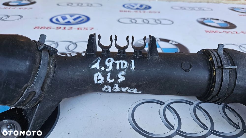 VW Touran 1.9 TDI BLS Rura intercooler Przewód intercoolera Wąż 3C0145770B 3C0145762AM - 3