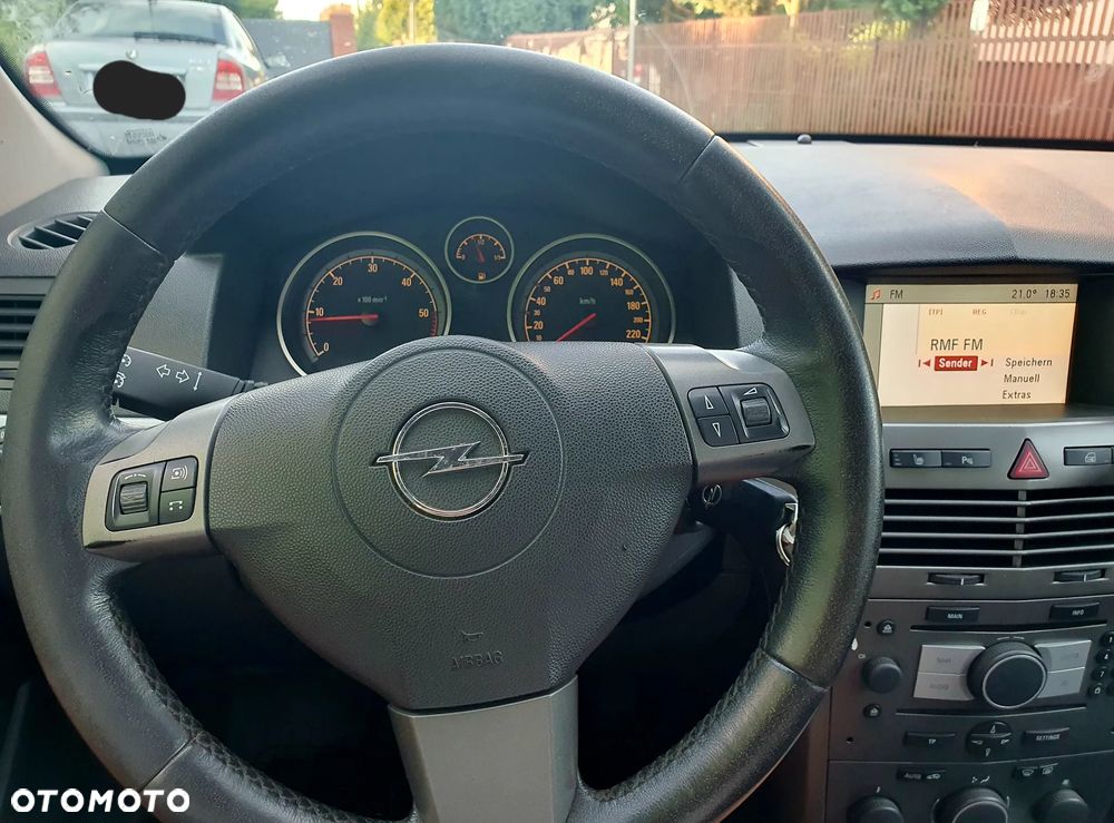 Opel Astra 1.9 CDTI DPF Catch me now - 14