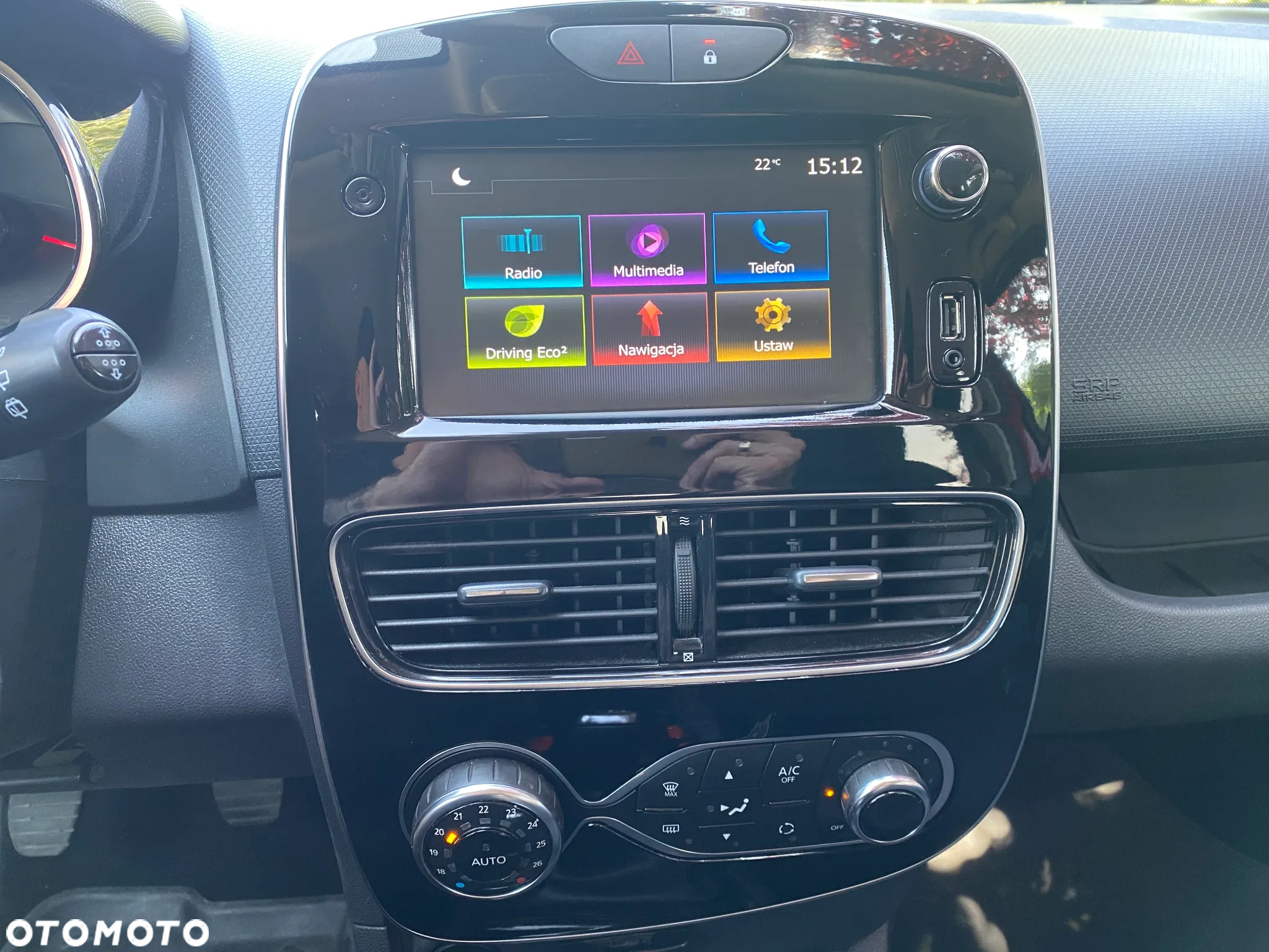 Renault Clio 0.9 TCe Limited - 16