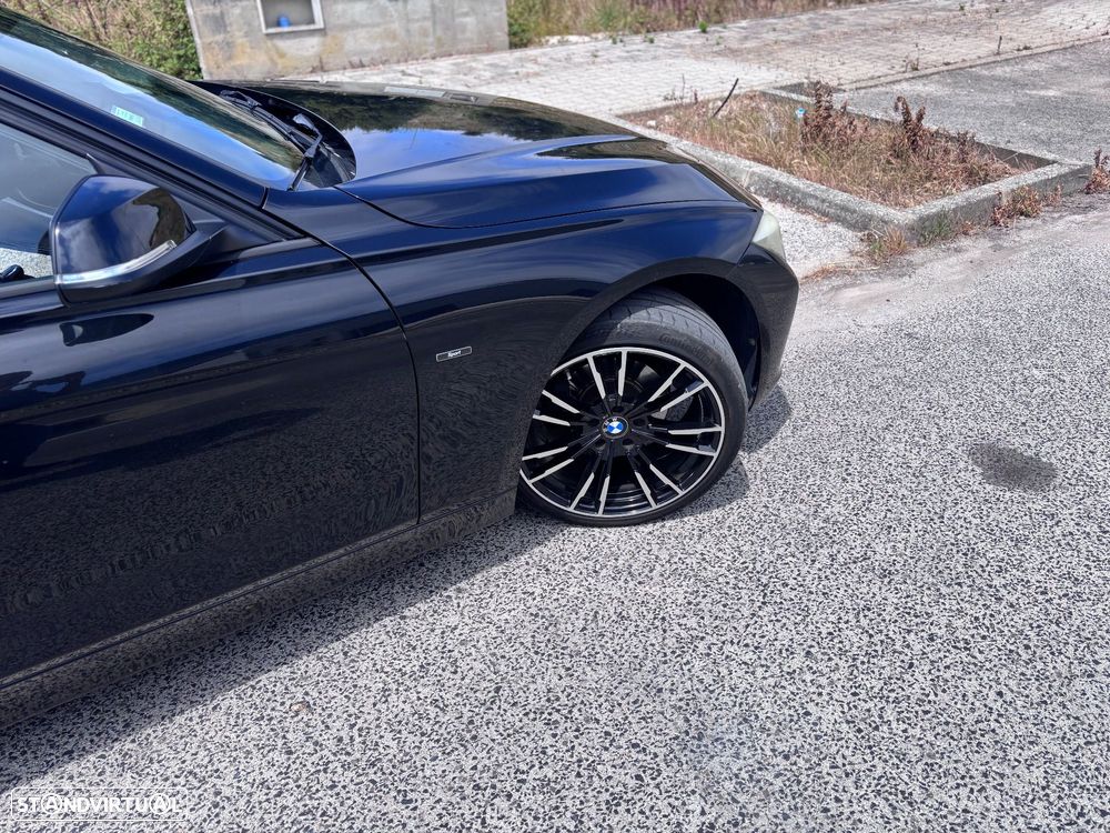 BMW 318 d Line Sport - 4