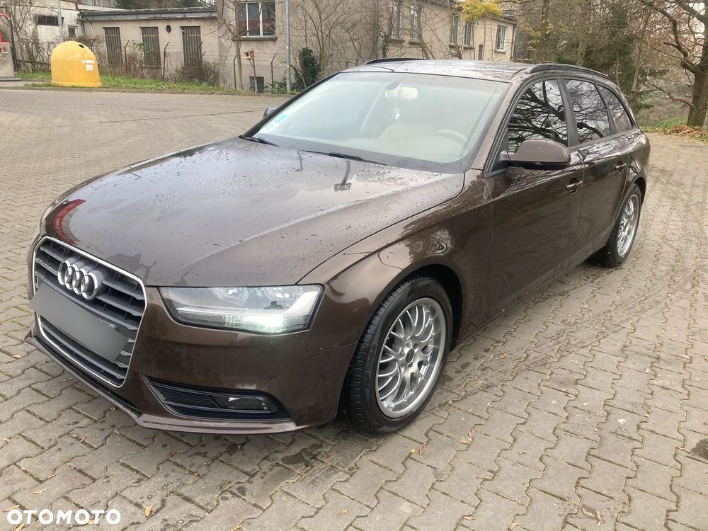 Audi A4 Avant - 1