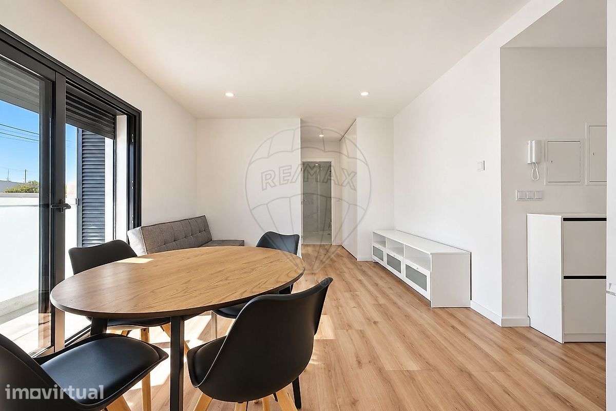 Apartamento T1 para arrendamento - Grande imagem: 3/12