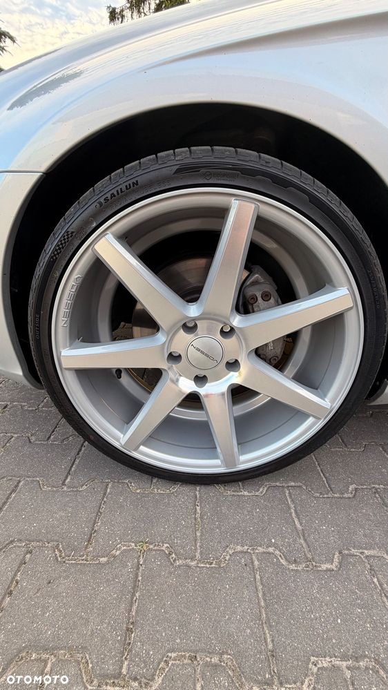 Mercedes-Benz CLS 500 - 28