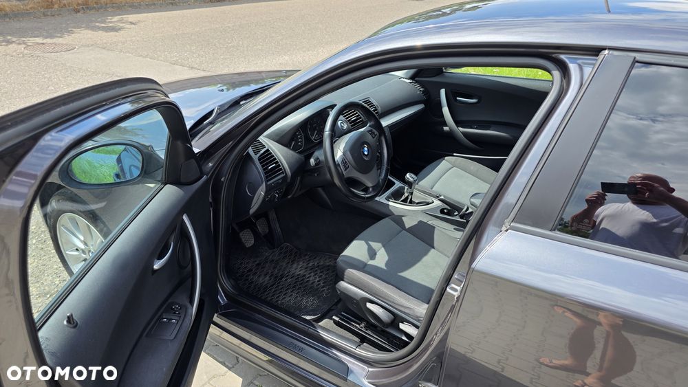 BMW Seria 1 - 11