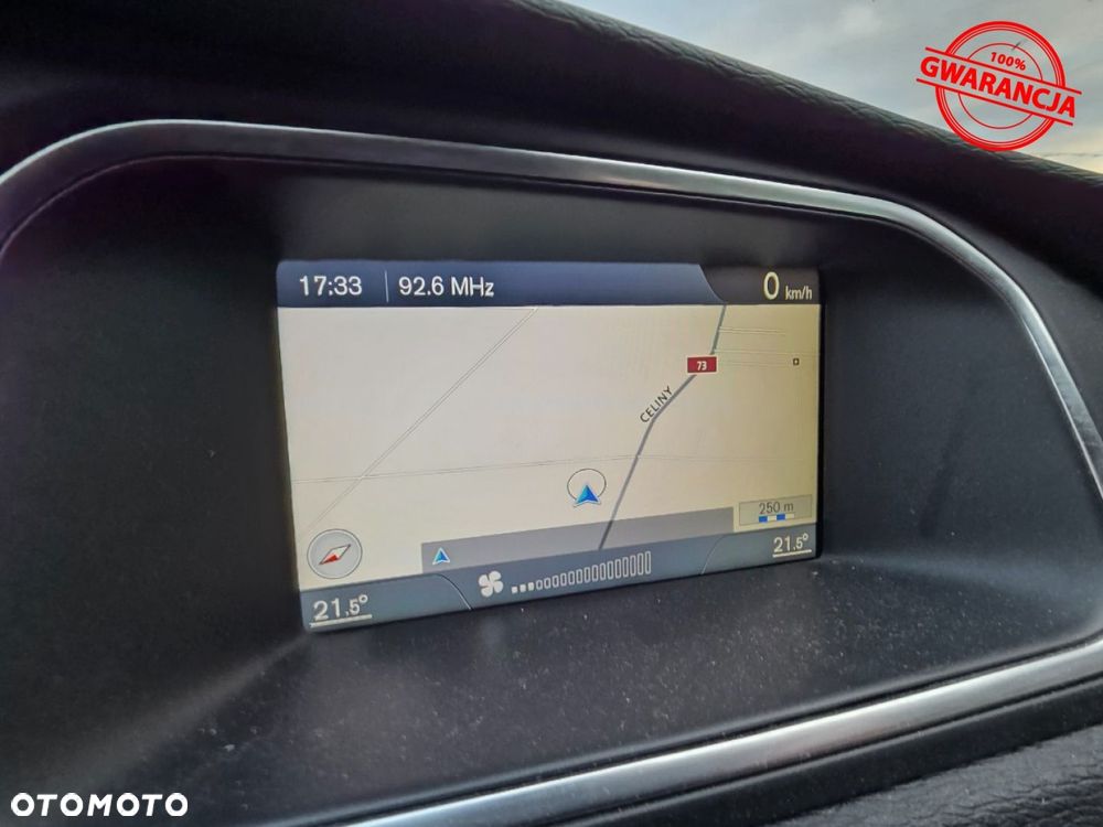 Volvo V40 - 30