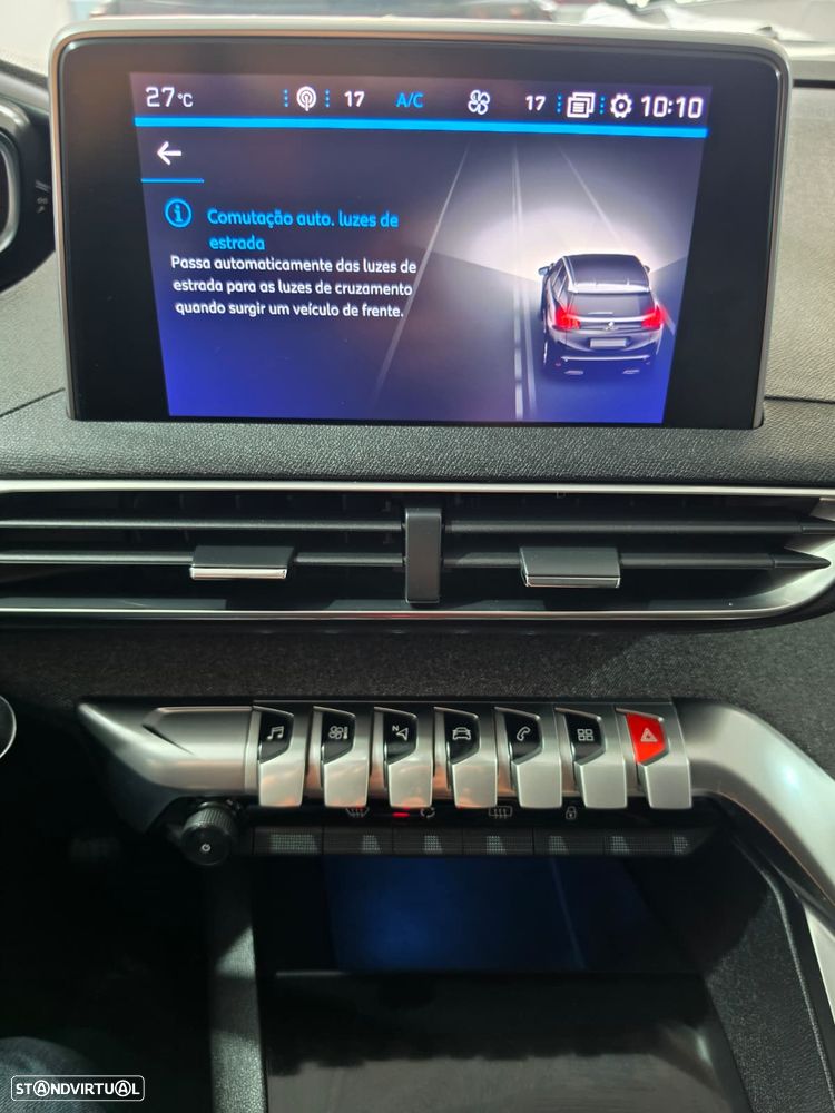 Peugeot 3008 1.2 PureTech Allure - 21