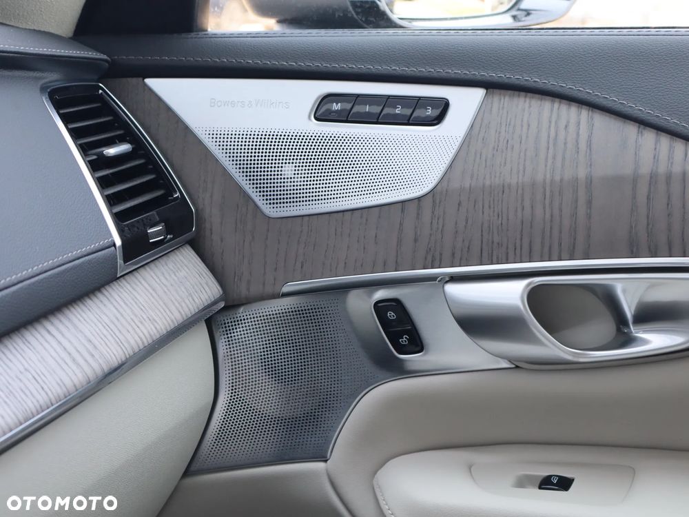 Volvo XC 90 B5 B AWD Ultimate Bright 7os - 29